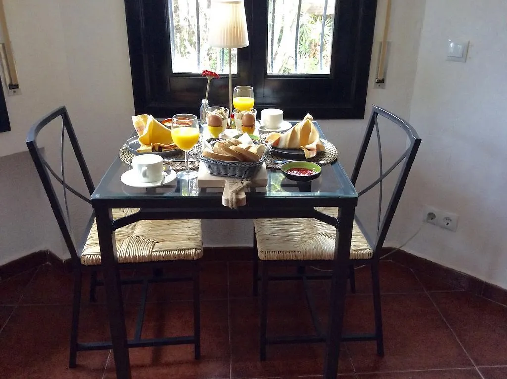 Villa Mare Bed & Breakfast 미하스