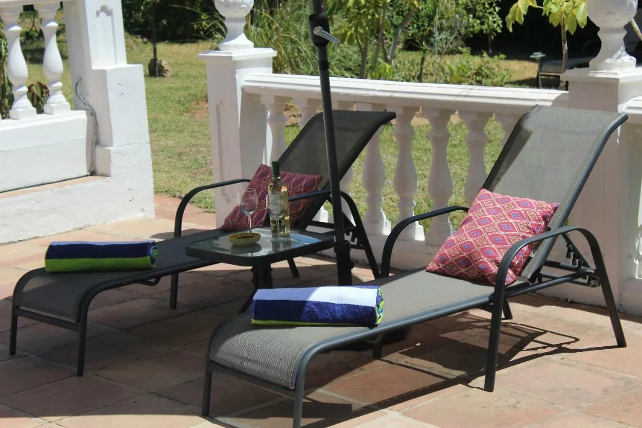 Villa Mare Bed & Breakfast 미하스 3*,  스페인